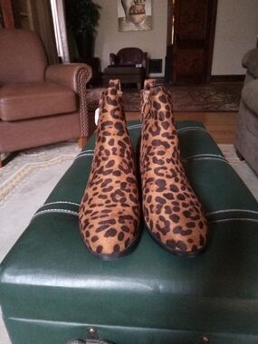 Leopard Print Ankle Booties - Brown & Black